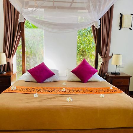 Sabbay Kep Hotel Luaran gambar